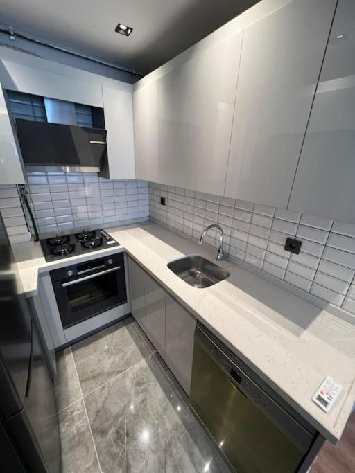 Zeytinburnu Merkezi Konumda, Sifir Daire & Esyalar Apartment Istanbul Bagian luar foto